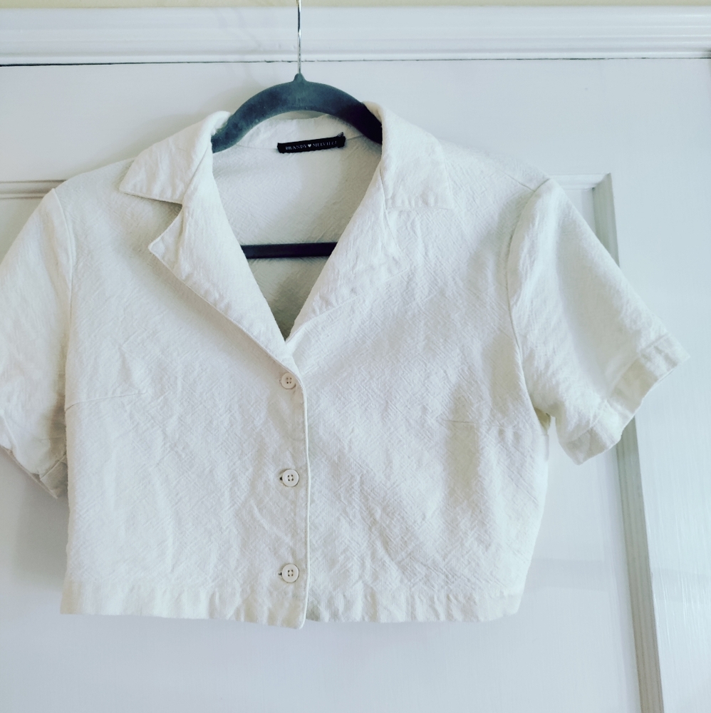 ✨ 4/$15 Brandy Melville Crop Top - Picture 4 of 5